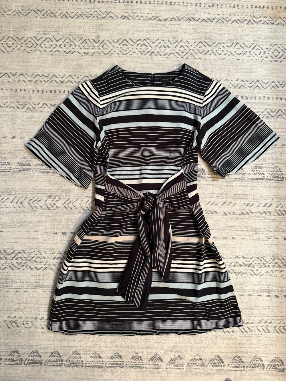 Ann Taylor Dress Women's Size 14 Multicolor Striped Tie Waist Back Zip